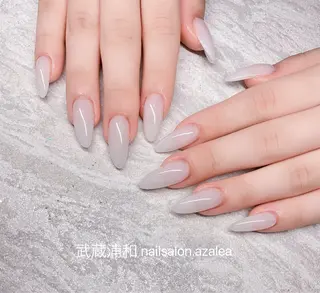 ネイル R inのネイルデザイン