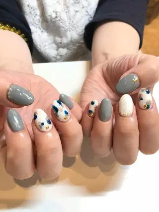 ネイル 【デザイナー】田中 美生のヘアスタイル