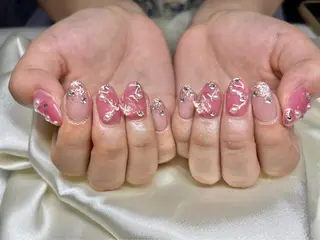 ネイル マツエク・マツパ アイブロウ Nail&eye Belire 新宿のネイルデザイン