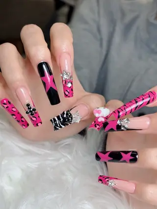 ネイル Lumi Nail 新大久保3‘のネイルデザイン