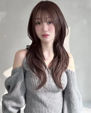 ロング salowin 原宿 aroa所属・韓国／ハッシュカット ／透明感カラー／金野のヘアスタイル