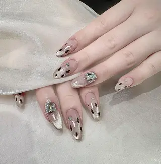 ネイル 🍑 momo_nailのネイルデザイン