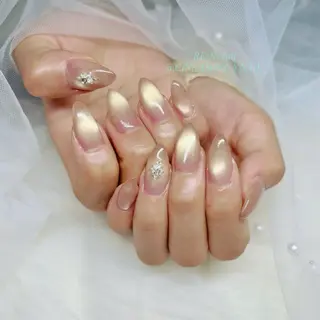ネイル Yuna🩵 RE:N.Nailのネイルデザイン