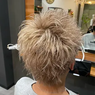 カラー メンズ offtheLip　ocean所属・メンズパーマ 小澤太雅のヘアスタイル