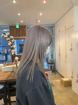 セミロング カラー 入江 允のヘアスタイル