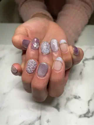 ネイル Mi-roomネイル 耳ツボジュエリーのネイルデザイン