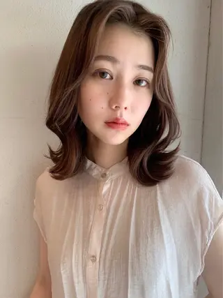 ミディアム カラー ヘアアレンジ 透明感/オリーブ/ グレージュ/YUKAのヘアスタイル