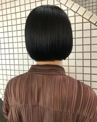 ショート カラー ハイトーン/ブリーチ 似合せカット/パーマのヘアスタイル