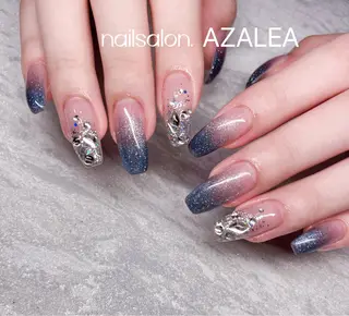 ネイル R inのネイルデザイン