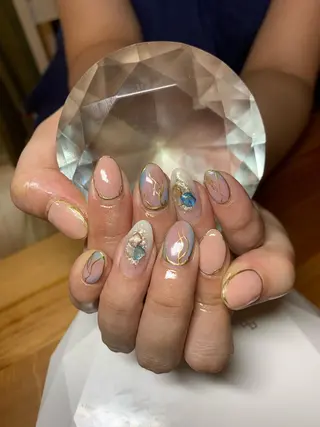 ネイル LAVISH nail salonのネイルデザイン