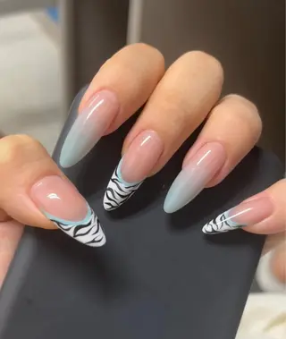 ネイル EE.Nail所属・FuFu.Nail 2️⃣番のネイルデザイン