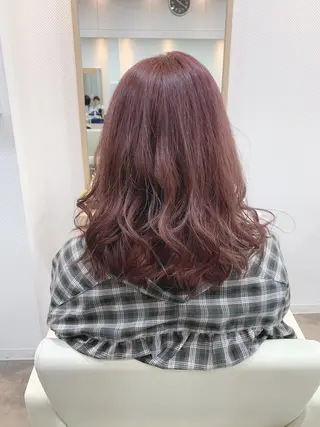 セミロング N°rico川喜田 里衣のヘアスタイル