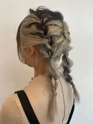 ヘアアレンジ seina🩰 ブリーチ/ヘアセットのヘアスタイル