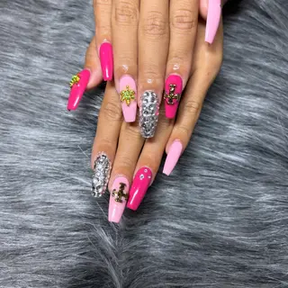 ネイル 𝑗𝑢𝑛𝑛𝑎 𝑛𝑎𝑖𝑙のネイルデザイン