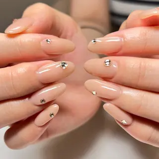 ネイル REHTOF ｜朝7時Open☀️のネイルデザイン