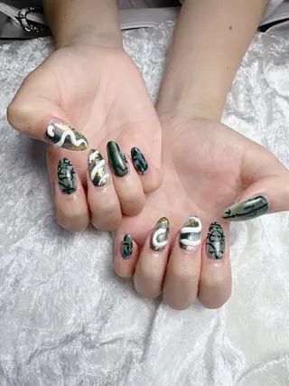 ネイル うにゃねいる🌷 Mayaのネイルデザイン