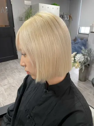 ショート sherry【シェリー】所属・miho 大国町 柔らかハイトーン💛のヘアスタイル