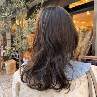 ミディアム カラー 【センターパート/ マッシュ】ryokaのヘアスタイル