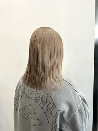 ミディアム カラー ROCCOeast Rukaのヘアスタイル