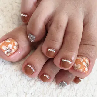 ネイル Up styleのネイルデザイン