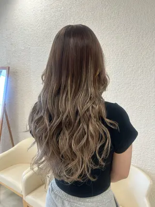 ツヤ感／似合わせ カラー🌿yuiのヘアスタイル