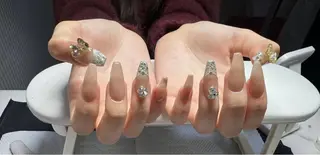 ネイル Chiara 長さだしのネイルデザイン