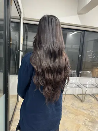 ロング ユイ 別府ですのヘアスタイル