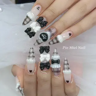 ネイル Pio Mielのネイルデザイン