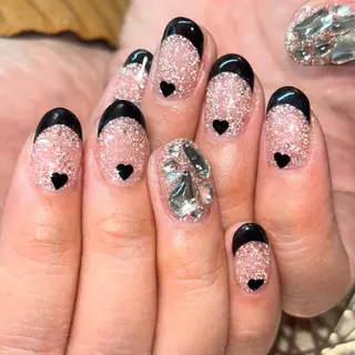 ネイル MiRanda Nail所属・MiRanda 保坂 舞のネイルデザイン