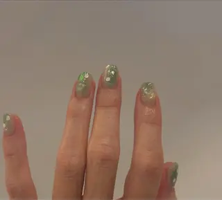 ネイル Elio所属・Elio 国泰寺のネイルデザイン