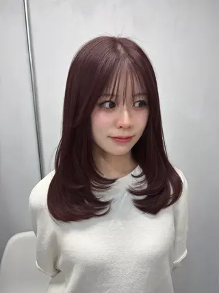 ミディアム カラー lafit kaedeのヘアスタイル