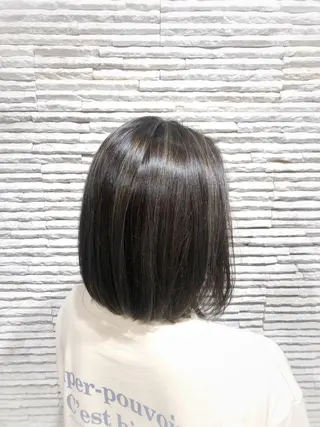 ショート カラー 嶋田 ゆきのヘアスタイル
