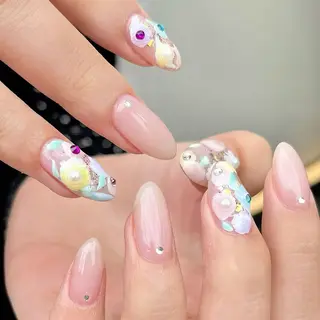 ネイル 宮澤 朱里のネイルデザイン