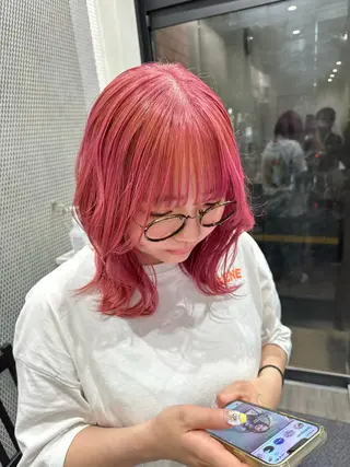 ミディアム カラー 艶髪レイヤー上田 紗也🇰🇷💗のヘアスタイル