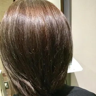 ショート カラー U-AMBOISE ユーアンボワーズのヘアスタイル