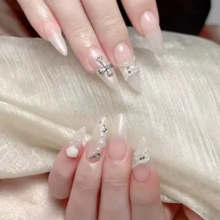 ネイル queens nailsalonのネイルデザイン