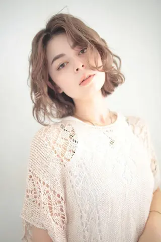 ミディアム パーマ 小田川 竜也のヘアスタイル