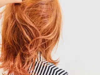 セミロング カラー ハイトーン/レイヤー /ウルフ⭐️永田⭐️のヘアスタイル