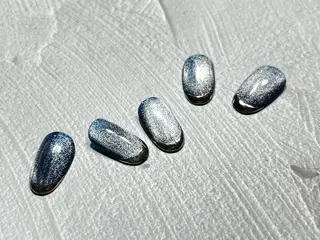 ネイル un +のネイルデザイン