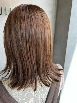 セミロング カラー N°jillva 𝑘𝑎𝑟𝑖𝑛のヘアスタイル