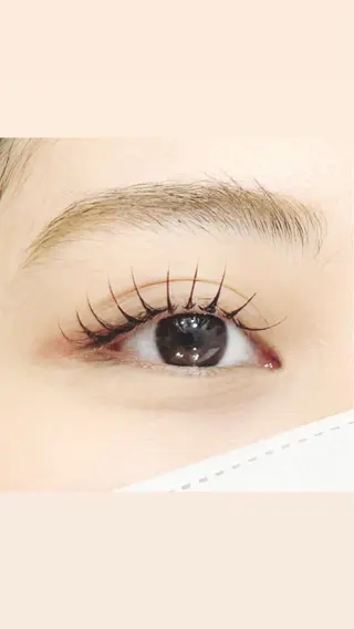 マツエク・マツパ クレアラルーチェ京橋店所属・植田 ひかるのマツエク・マツパデザイン