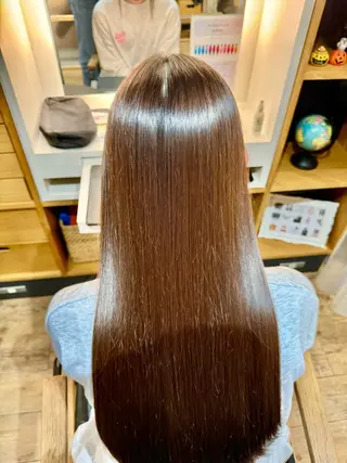 セミロング パーマ afloatkobe所属・美髪/髪質改善 川口凌弥のヘアスタイル