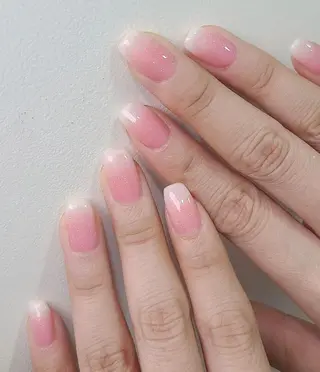 ネイル RAFFINE haru🦋🩵のネイルデザイン