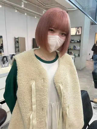 ショート カラー 🎀ボブ＋ハイトーン シュカ👶🏻のヘアスタイル