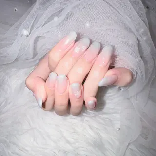 ネイル &MORE所属・りゆん .のネイルデザイン