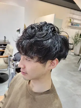 メンズ パーマ 大前 真のヘアスタイル