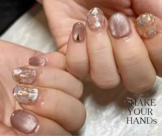 ネイル ネイルスタジオ シェイクユアハンズのネイルデザイン
