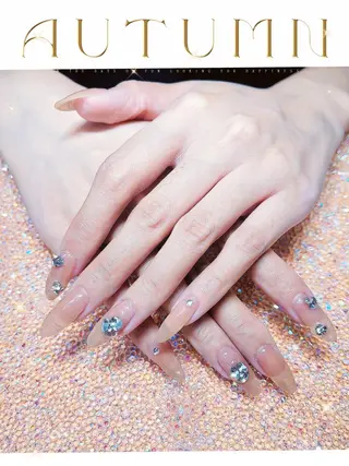 ネイル AB マツエクネイルサロンのネイルデザイン