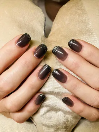 ネイル ECLAT エクラ所属・寺山 千鶴のネイルデザイン