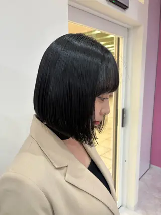 ミディアム Hirona 縮毛矯正/髪質改善のヘアスタイル